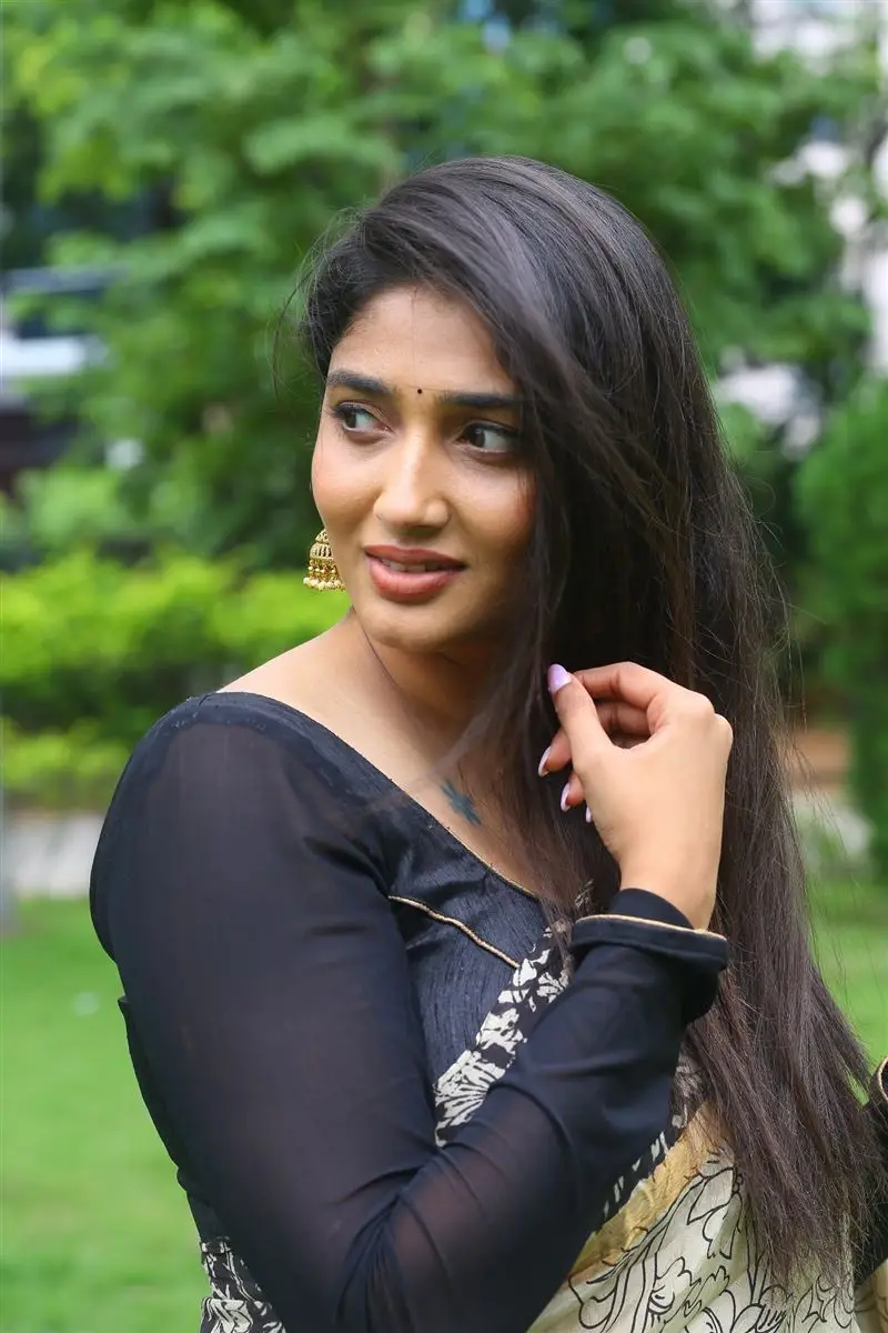 Priya Vadlamani at Veeranjaneyulu Viharayatra Movie Trailer Launch